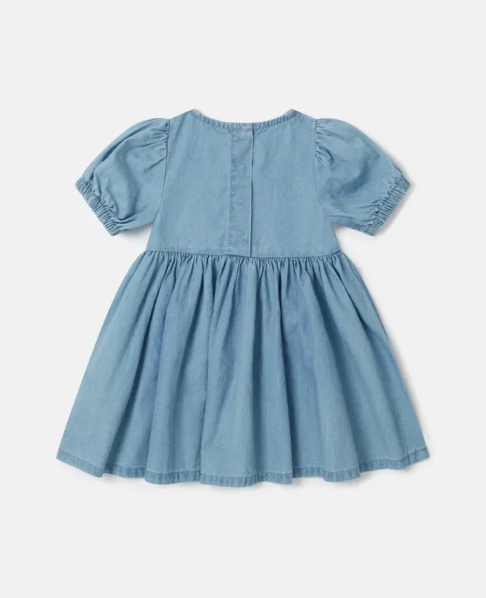 Robe en denim brodée de coccinelles