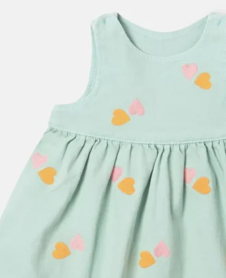 Robe en gabardine brodée d&rsquo;un cœur