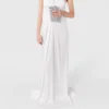Robe longue en satin à dos nu et cristaux Robe longue en satin à dos nu et cristaux