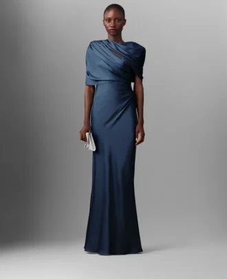 Robe longue à manches courtes en satin Robe longue à manches courtes en satin