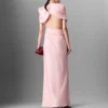 Robe longue à manches courtes en satin Robe longue à manches courtes en satin