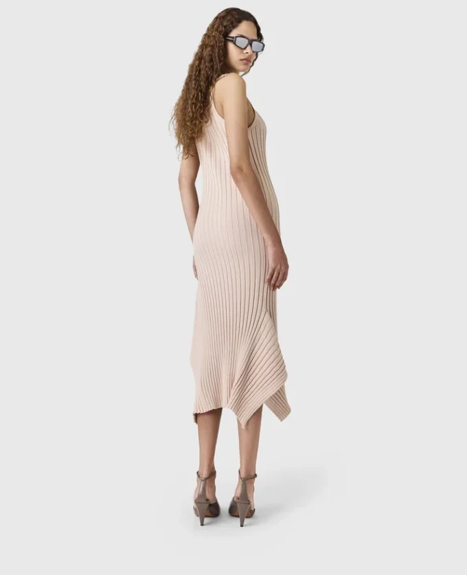 Robe longue évasée en maille Robe longue évasée en maille
