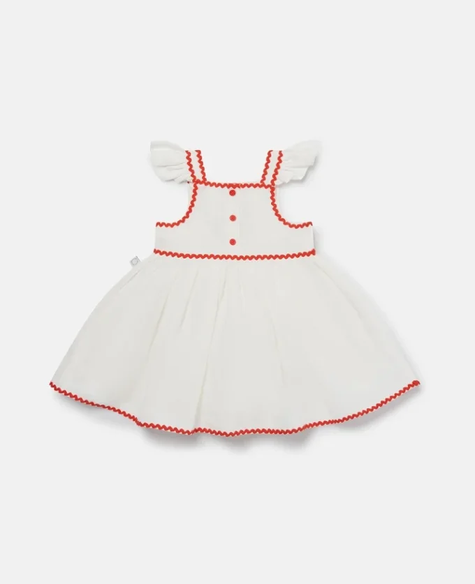 Robe à manches courtes brodée de fraises Robe à manches courtes brodée de fraises