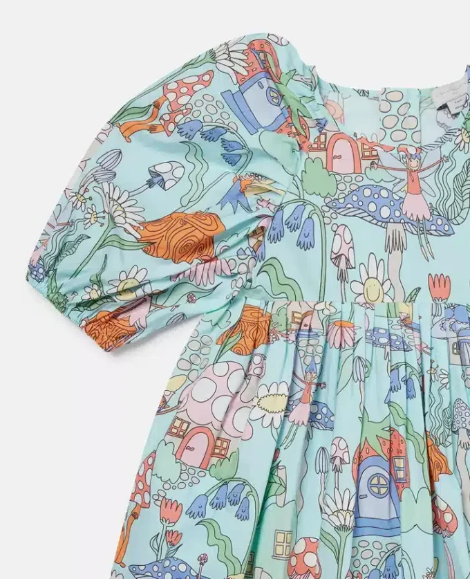 Robe à manches courtes plissée imprimé forêt Robe à manches courtes plissée imprimé forêt
