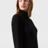 Robe midi asymétrique à cape