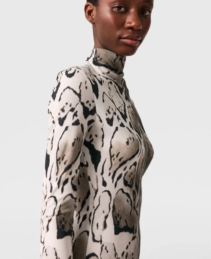 Robe midi drapée imprimé léopard nuage Robe midi drapée imprimé léopard nuage