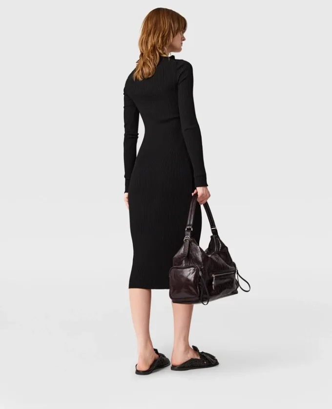 Robe midi en maille côtelée à col zippé