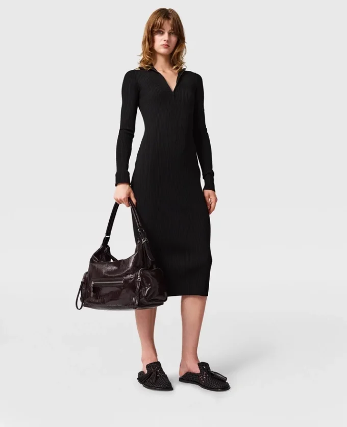 Robe midi en maille côtelée à col zippé