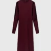 Robe midi en satin à manches cape et découpes