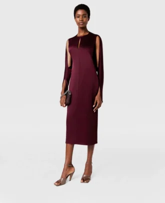 Robe midi en satin à manches cape et découpes