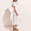 Robe midi à manches courtes et ceinture
