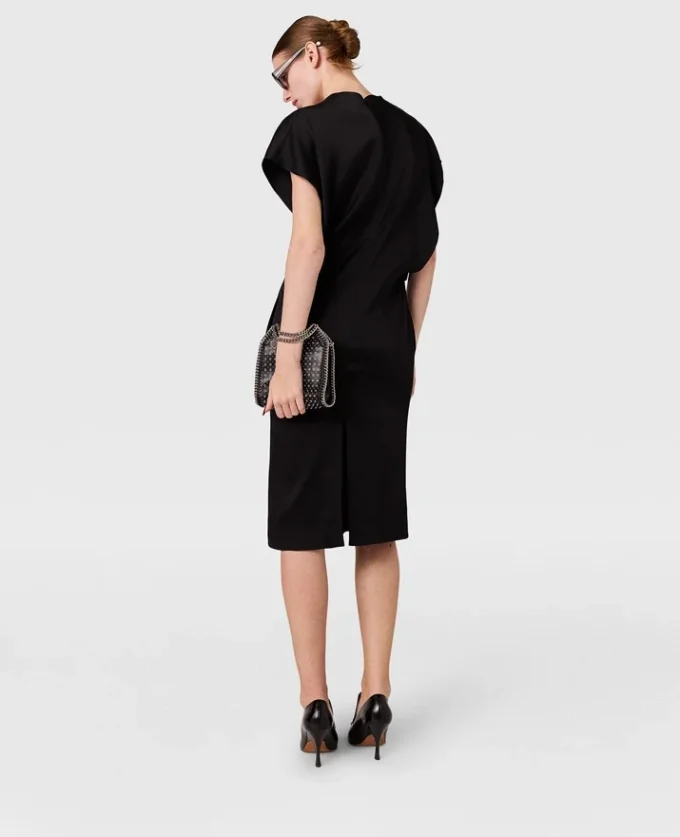 Robe midi à manches courtes et décolleté en V profond Robe midi à manches courtes et décolleté en V profond