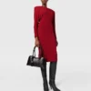 Robe midi à manches longues et épaulettes Robe midi à manches longues et épaulettes