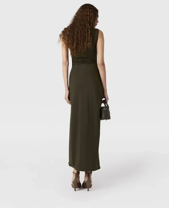Robe midi sans manches à col rond et maille torsadée