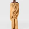 Robe plissée sans bretelles à manches cape en crêpe Robe plissée sans bretelles à manches cape en crêpe