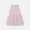 Robe sans manches à appliqués floraux Robe sans manches à appliqués floraux