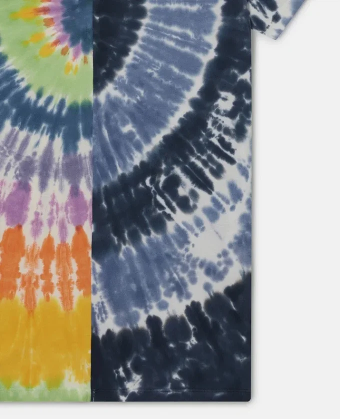 Robe t-shirt graphique tie-dye
