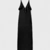 Robe à volants et col en V Robe à volants et col en V
