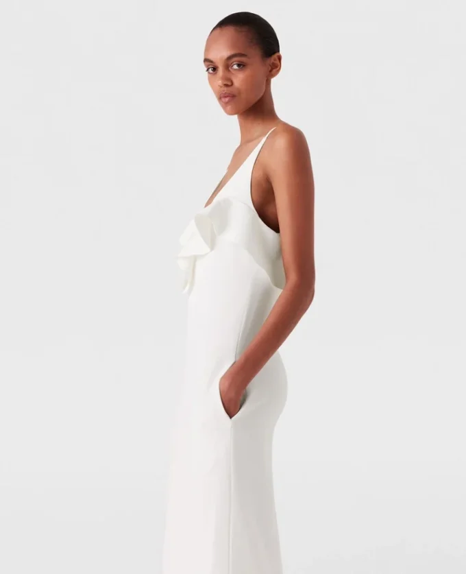 Robe à volants et col en V