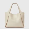 Sac à bandoulière avec poignée supérieure et logo Sac à bandoulière avec poignée supérieure et logo