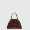 Sac à bandoulière à cordon Falabella en cuir verni Sac à bandoulière à cordon Falabella en cuir verni