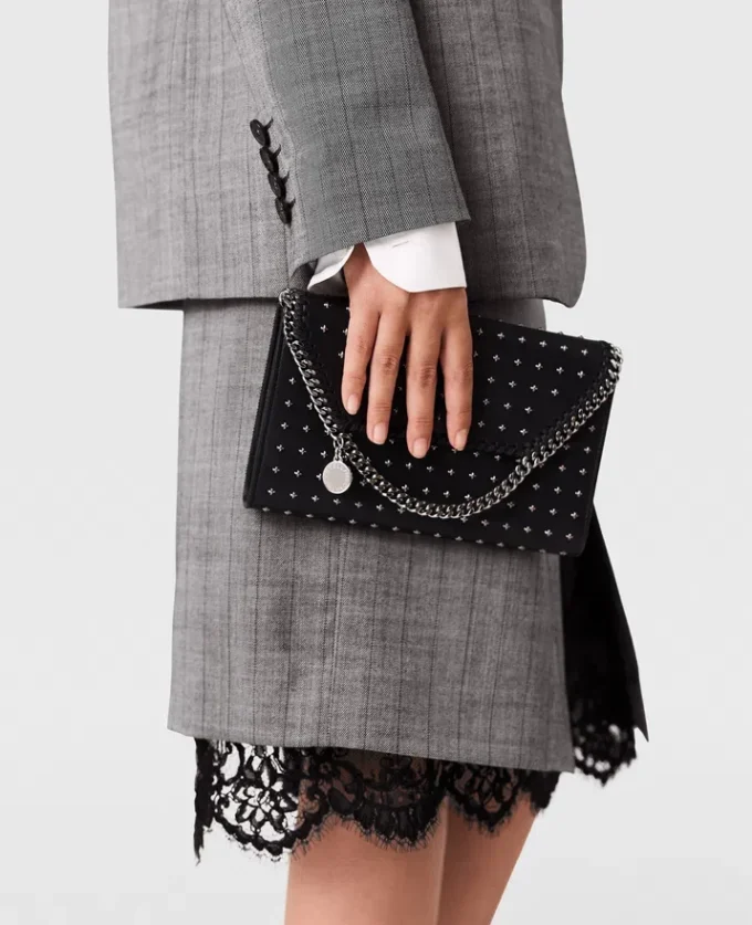 Sac à bandoulière Falabella Star Studs en édition limitée Sac à bandoulière Falabella Star Studs en édition limitée