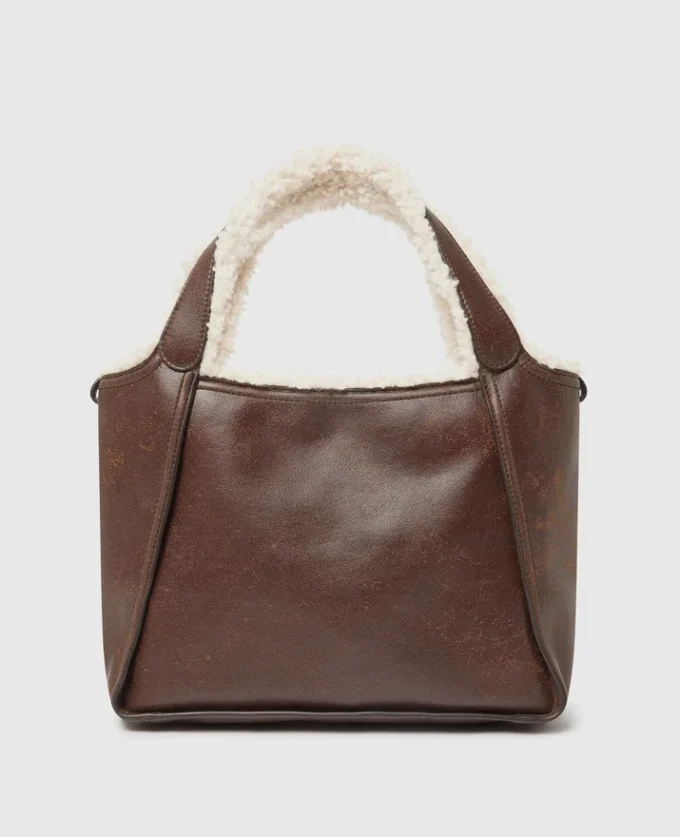 Sac à bandoulière fourré en peluche avec logo Sac à bandoulière fourré en peluche avec logo