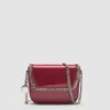 Sac à bandoulière à rabat en cuir verni Falabella Sac à bandoulière à rabat en cuir verni Falabella