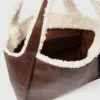 Sac fourre-tout doublé en peluche avec logo Sac fourre-tout doublé en peluche avec logo