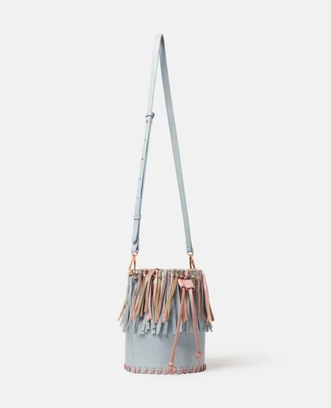 Sac seau à franges et pompons Sac seau à franges et pompons