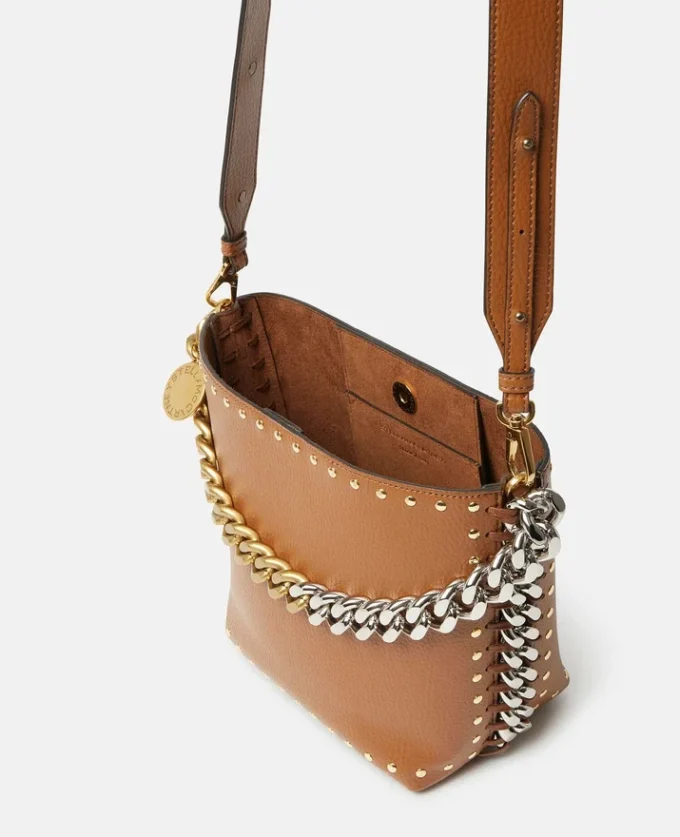 Sac seau Frayme à clous et grainé Alter Mat Sac seau Frayme à clous et grainé Alter Mat