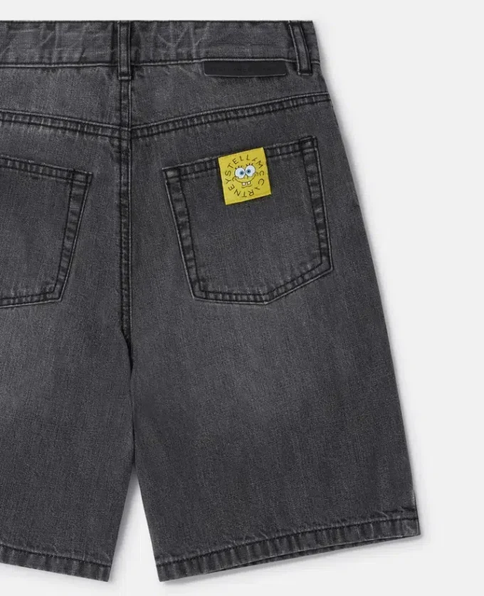 Short en denim à motif Bob l’éponge Short en denim à motif Bob l’éponge