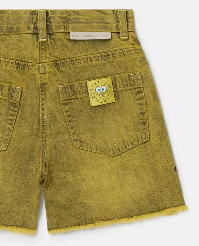 Short en denim à motif Bob l’éponge Short en denim à motif Bob l’éponge