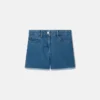 Short en denim stretch avec patch cœur à franges