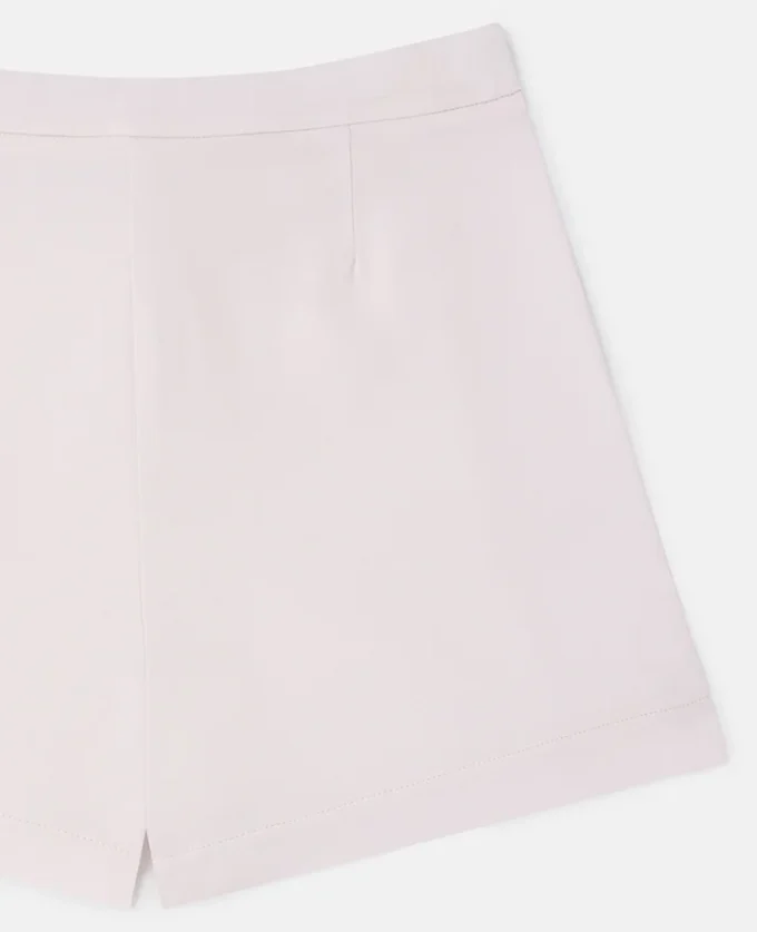 Short plissé ajusté