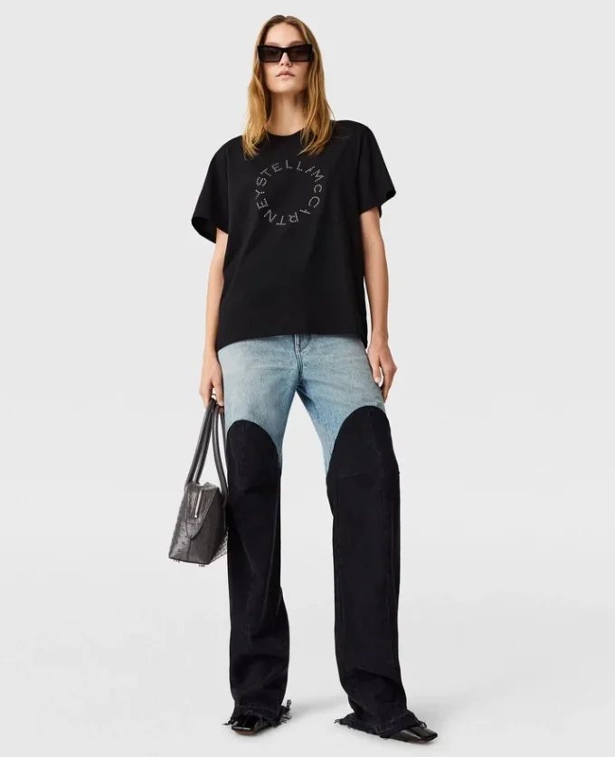 T-shirt boyfriend brodé du logo T-shirt boyfriend brodé du logo