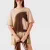T-shirt en coton avec motif cheval T-shirt en coton avec motif cheval