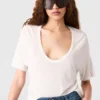 T-shirt semi-transparent à col rond T-shirt semi-transparent à col rond