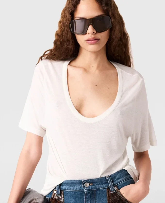 T-shirt semi-transparent à col rond T-shirt semi-transparent à col rond