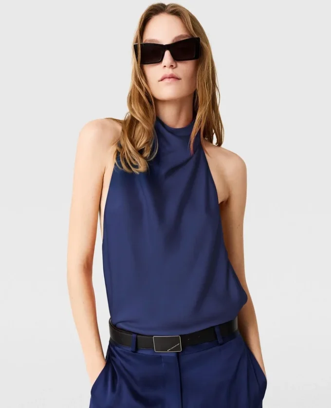 Top en satin à dos nu Top en satin à dos nu