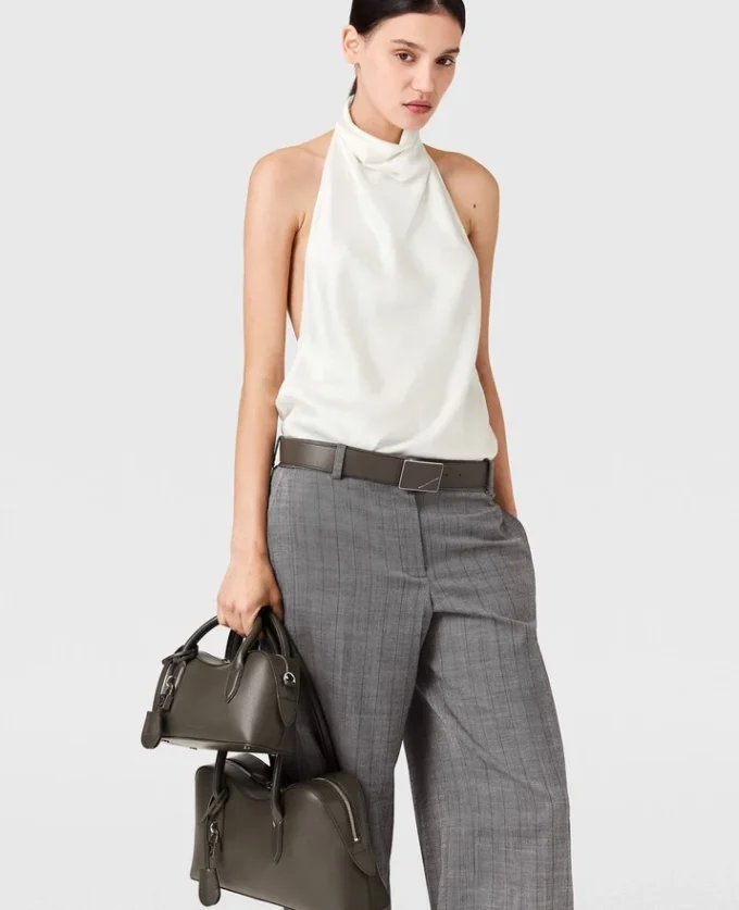 Top en satin à dos nu Top en satin à dos nu