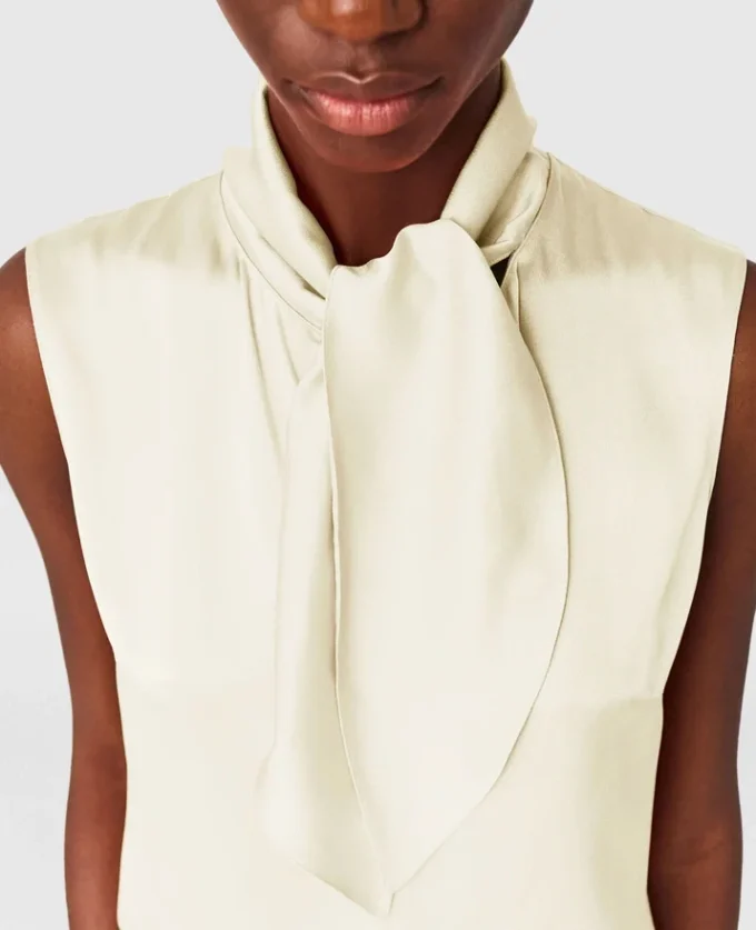 Top sans manches en satin à col noué Top sans manches en satin à col noué