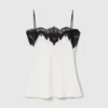 Top sans manches en satin et dentelle Top sans manches en satin et dentelle