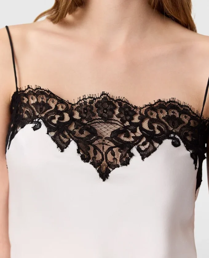 Top sans manches en satin et dentelle Top sans manches en satin et dentelle