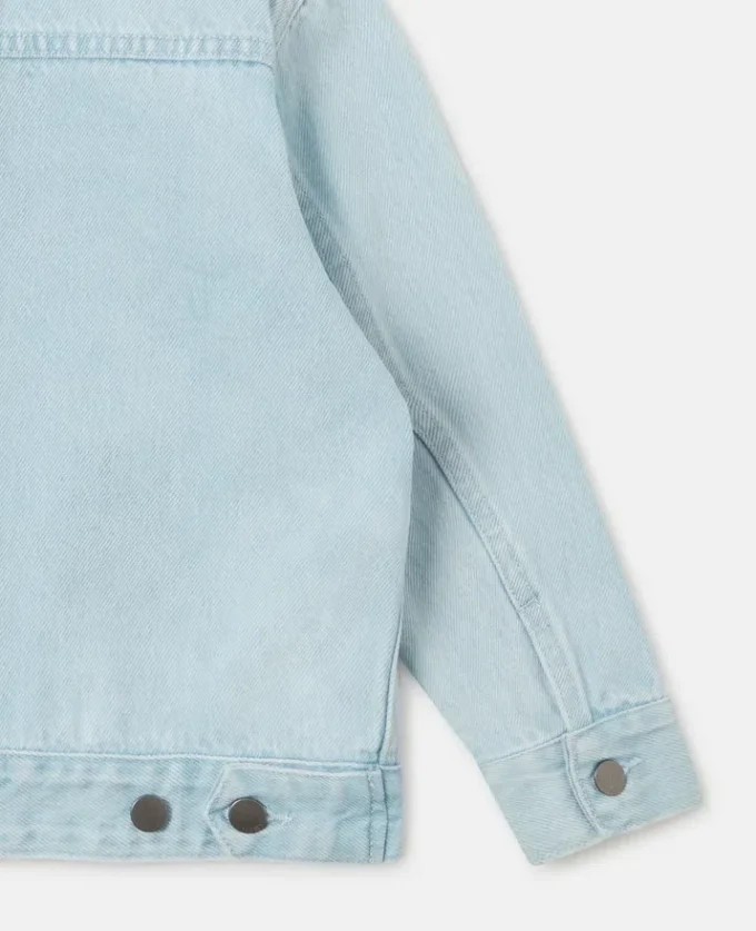 Veste en jean brodée de fleurs