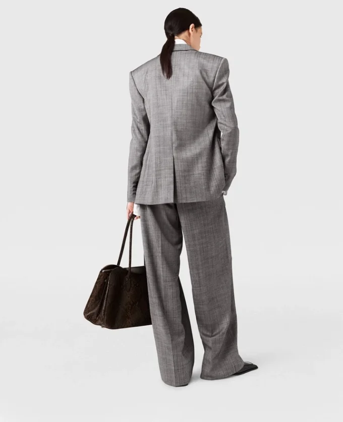 Veste à rayures fines et simple boutonnage Veste à rayures fines et simple boutonnage